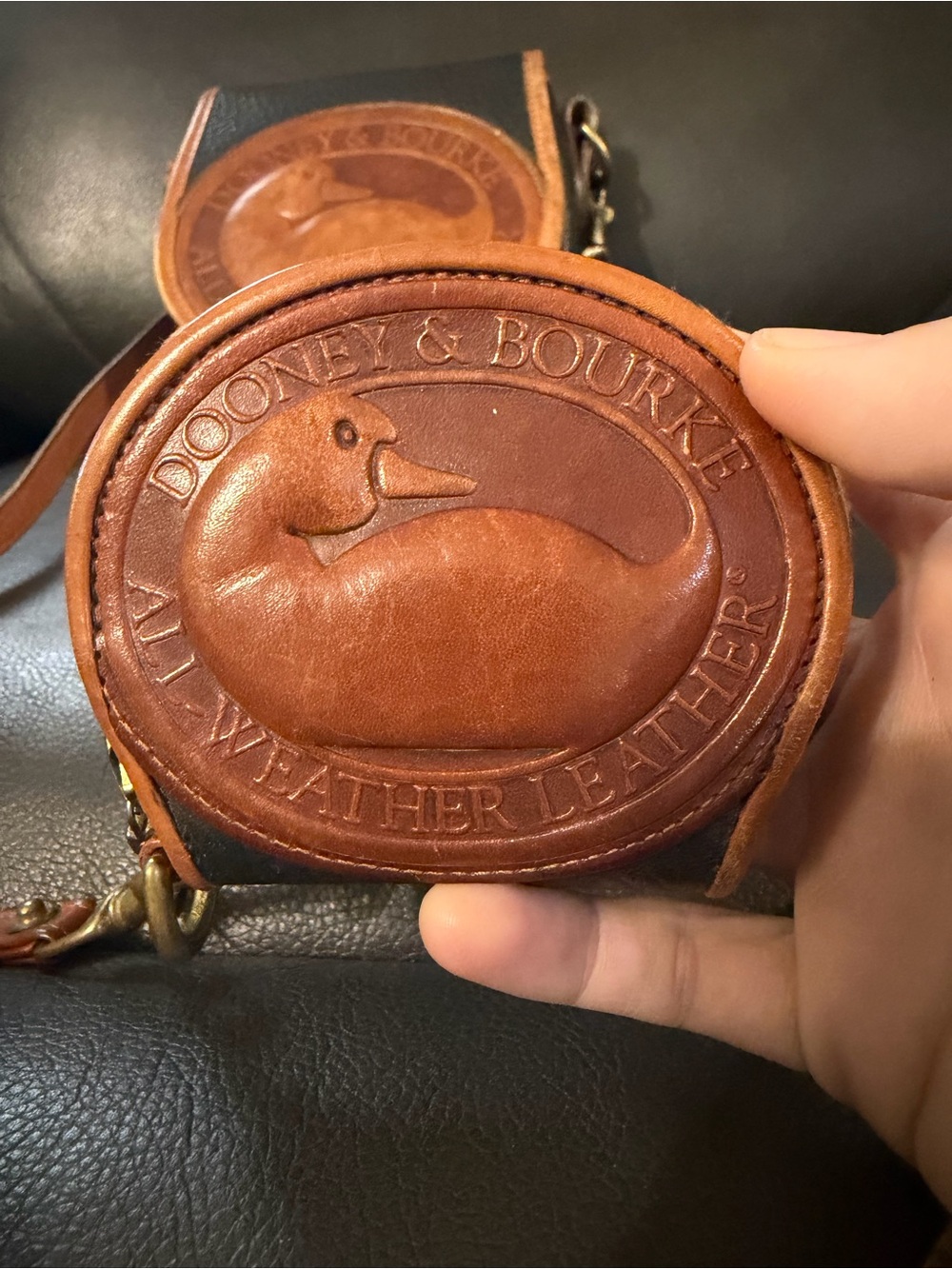 Dooney & Bourke Big Duck Crossbody With Matching Coin Purse - Picture 2 of 15